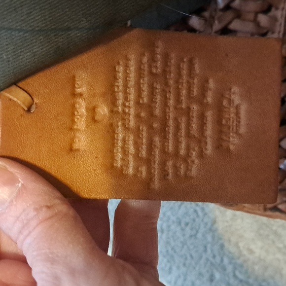 Vilenca Woven Leather Crossbody bag - Picture 2 of 8